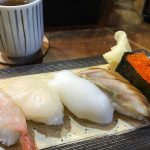 魚たつランチ　にぎり15貫セットの一部