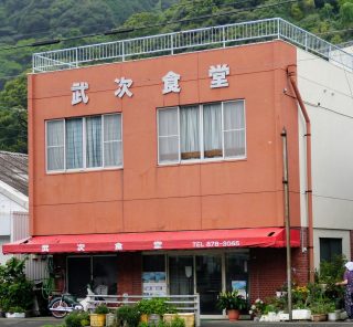 武次食堂　店舗外観