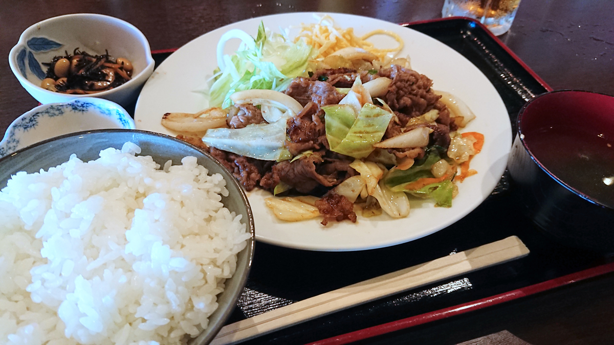 沖縄と焼肉で悩む 大村市森園町 ゆいまーる サンスパ店 長崎新聞ホームページ 長崎のニュース 話題 スポーツ