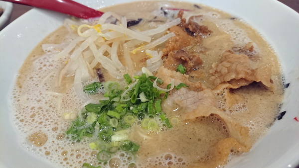 肉寅　ラーメン