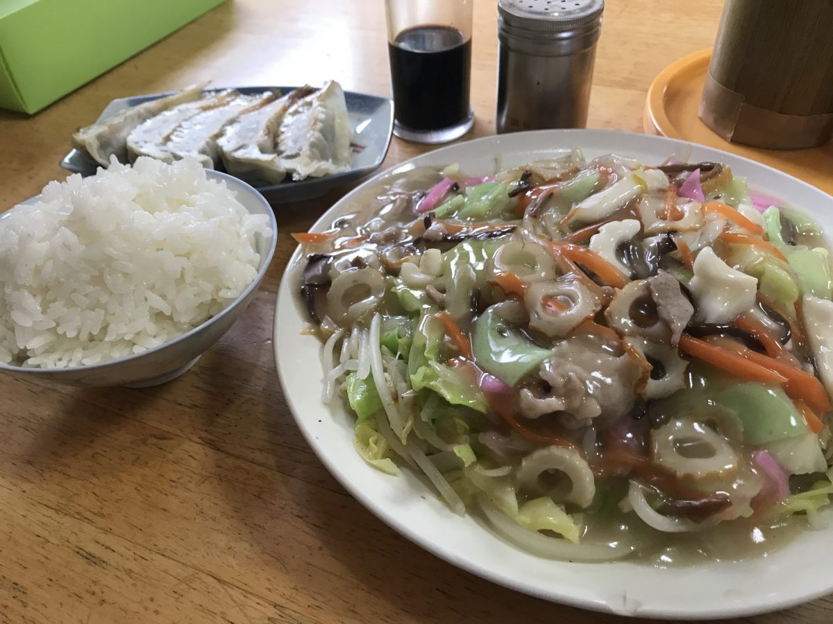 「食堂いぶ」の皿うどん定食