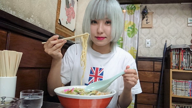 「MilkShake（ミルクセーキ）」のりおさんと梁川飯店の「ちゃんぽん」